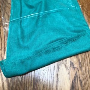 NWT Chan Luu cashmere/modal scarf/pashmina